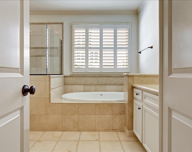 2318 Welch Street - Photo Thumbnail 23