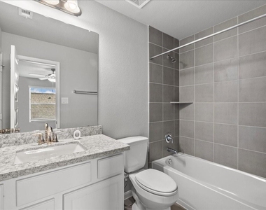 1833 Kenley Way - Photo Thumbnail 28