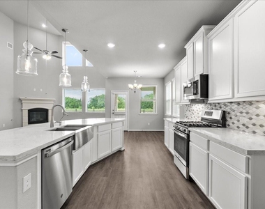 1833 Kenley Way - Photo Thumbnail 10