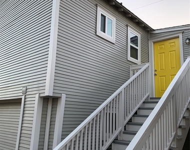 4601 1/2 Hain Street - Photo Thumbnail 1