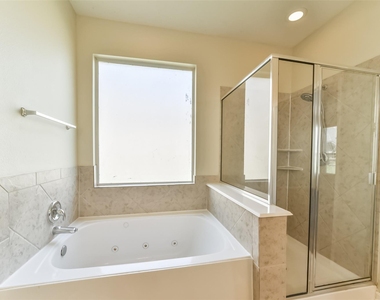 2815 E Trailblazer Lane - Photo Thumbnail 28