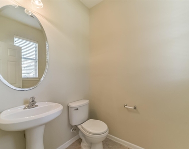 2815 E Trailblazer Lane - Photo Thumbnail 8