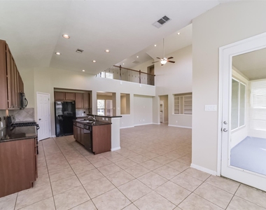 2815 E Trailblazer Lane - Photo Thumbnail 20