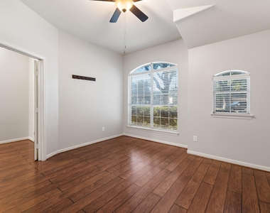 14614 Gearen Court - Photo Thumbnail 3