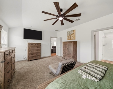 919 Tall Shire Court - Photo Thumbnail 9