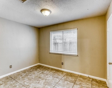 22630 Leedstown Lane - Photo Thumbnail 10