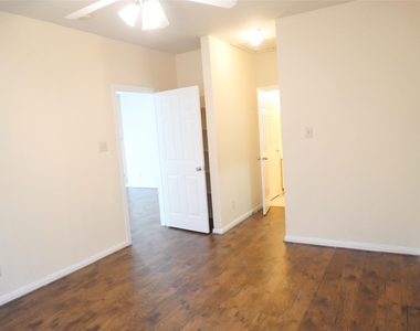 6289 Wilcrest Drive - Photo Thumbnail 13