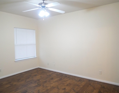 6289 Wilcrest Drive - Photo Thumbnail 17