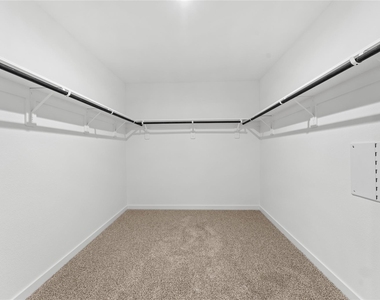 2929 Amherst Meadow Lane - Photo Thumbnail 12