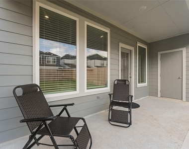2929 Amherst Meadow Lane - Photo Thumbnail 21