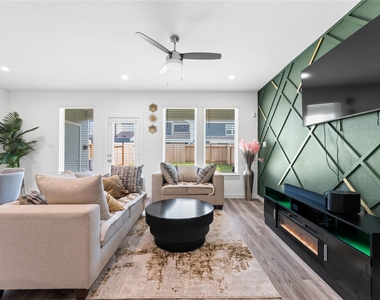 2929 Amherst Meadow Lane - Photo Thumbnail 5