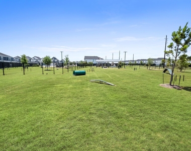 2929 Amherst Meadow Lane - Photo Thumbnail 24