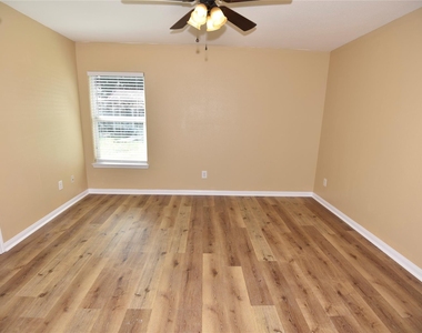 26811 Blacktail Court - Photo Thumbnail 26