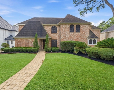 18319 Trace Forest Drive - Photo Thumbnail 1