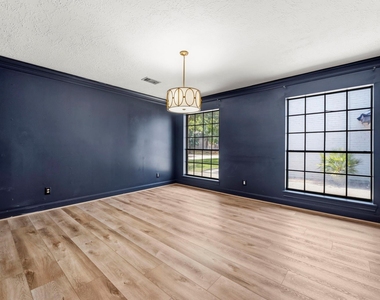 18319 Trace Forest Drive - Photo Thumbnail 5