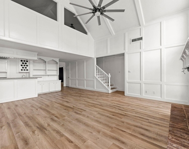 18319 Trace Forest Drive - Photo Thumbnail 9