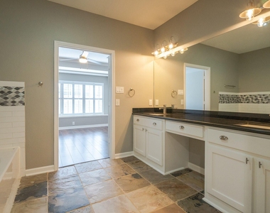 16031 Cassandra Park Street - Photo Thumbnail 15