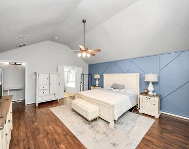13806 Brighton Park Drive - Photo Thumbnail 31