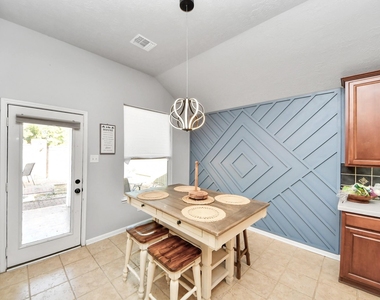 13806 Brighton Park Drive - Photo Thumbnail 21