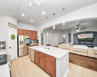 13806 Brighton Park Drive - Photo Thumbnail 20