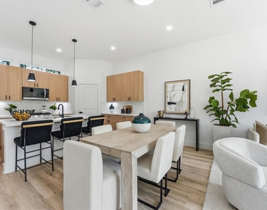 3311 Nettleton Street - Photo Thumbnail 6