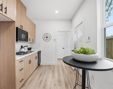 3311 Nettleton Street - Photo Thumbnail 32