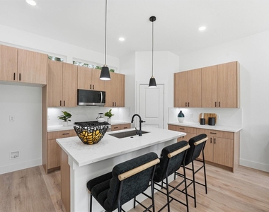 3311 Nettleton Street - Photo Thumbnail 8