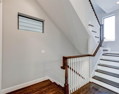 1215 W 24th Street - Photo Thumbnail 17