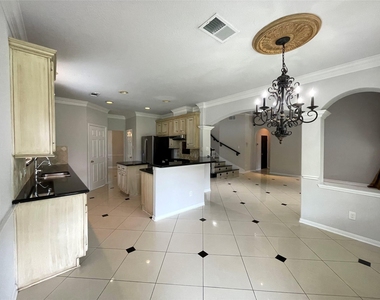 9343 Buffalo Bend Lane - Photo Thumbnail 12
