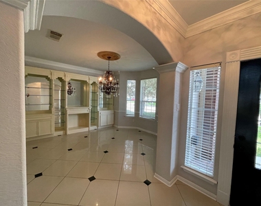 9343 Buffalo Bend Lane - Photo Thumbnail 8