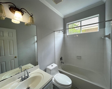 9343 Buffalo Bend Lane - Photo Thumbnail 24