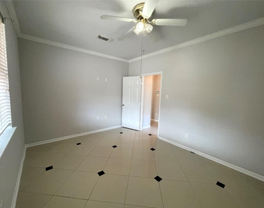 9343 Buffalo Bend Lane - Photo Thumbnail 22