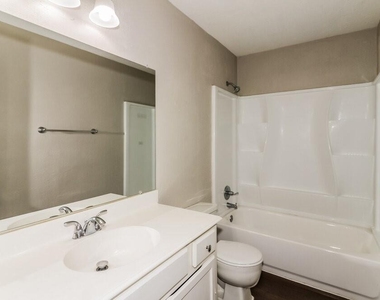 3002 Sherborne Street - Photo Thumbnail 13