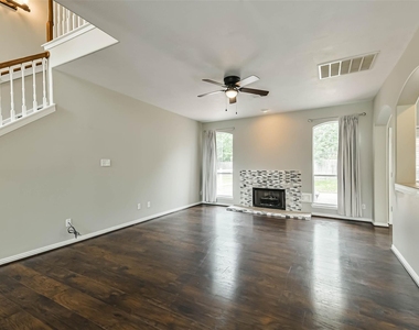 7510 Stonesfield Place - Photo Thumbnail 5
