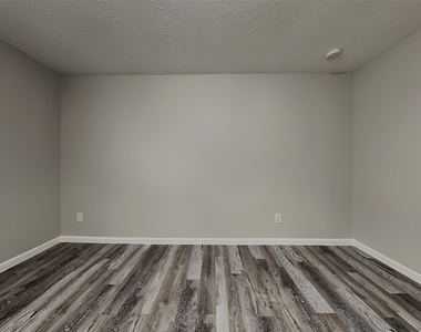 9443 Black Tooth Way - Photo Thumbnail 11