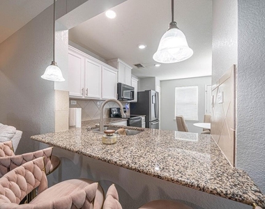 7222 Palomino Bay - Photo Thumbnail 3