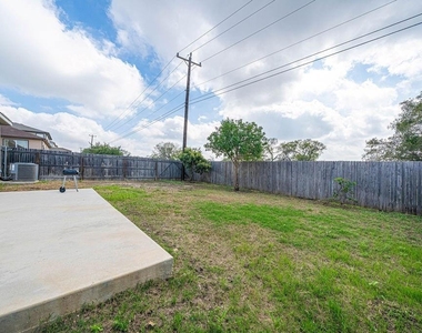 7222 Palomino Bay - Photo Thumbnail 19