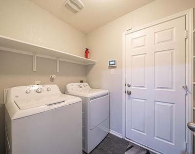 7222 Palomino Bay - Photo Thumbnail 16