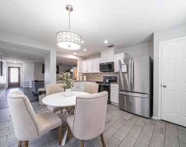7222 Palomino Bay - Photo Thumbnail 4
