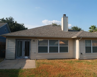 4923 Callery Creek Drive - Photo Thumbnail 29