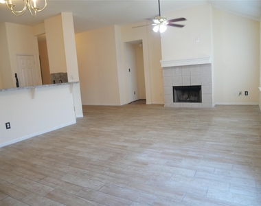 4923 Callery Creek Drive - Photo Thumbnail 21