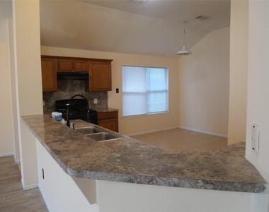 4923 Callery Creek Drive - Photo Thumbnail 23