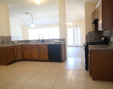 4923 Callery Creek Drive - Photo Thumbnail 25