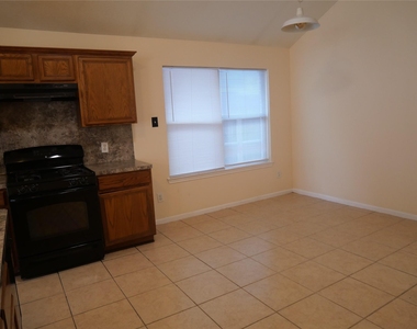 4923 Callery Creek Drive - Photo Thumbnail 28