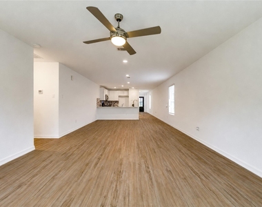 20926 Zuccala Drive - Photo Thumbnail 11