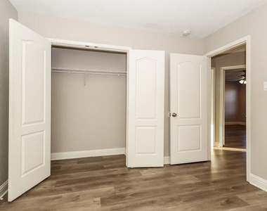 29623 Legends Bluff Drive - Photo Thumbnail 11
