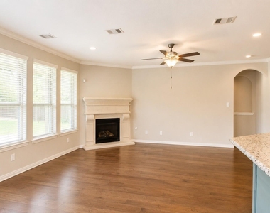 286 Capriccio Lane - Photo Thumbnail 6