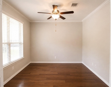 286 Capriccio Lane - Photo Thumbnail 5
