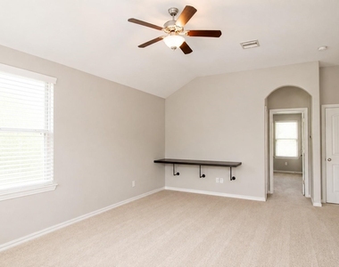 286 Capriccio Lane - Photo Thumbnail 20