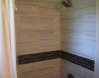 5742 Southminster Drive - Photo Thumbnail 11